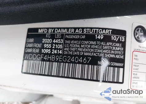 2014 Mercedes-Benz C 250 Luxury/Sport z USA, uszkodzony, nr VIN WDDGF4HB9EG240467